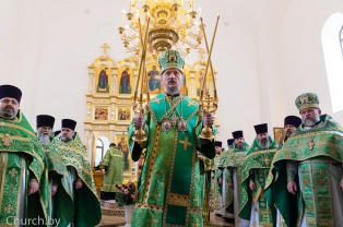 В день памяти святителя Луки исповедника, архиепископа Симферопольского и Крымского, Митрополит Вениамин возглавил престольное торжество в одноименном храме города Минска